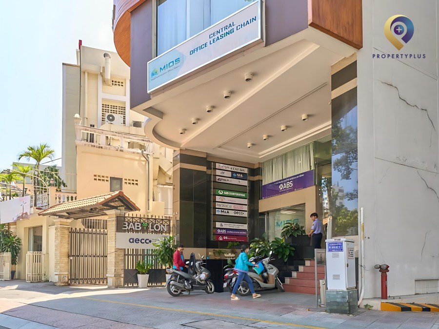 Smart View Office Building
